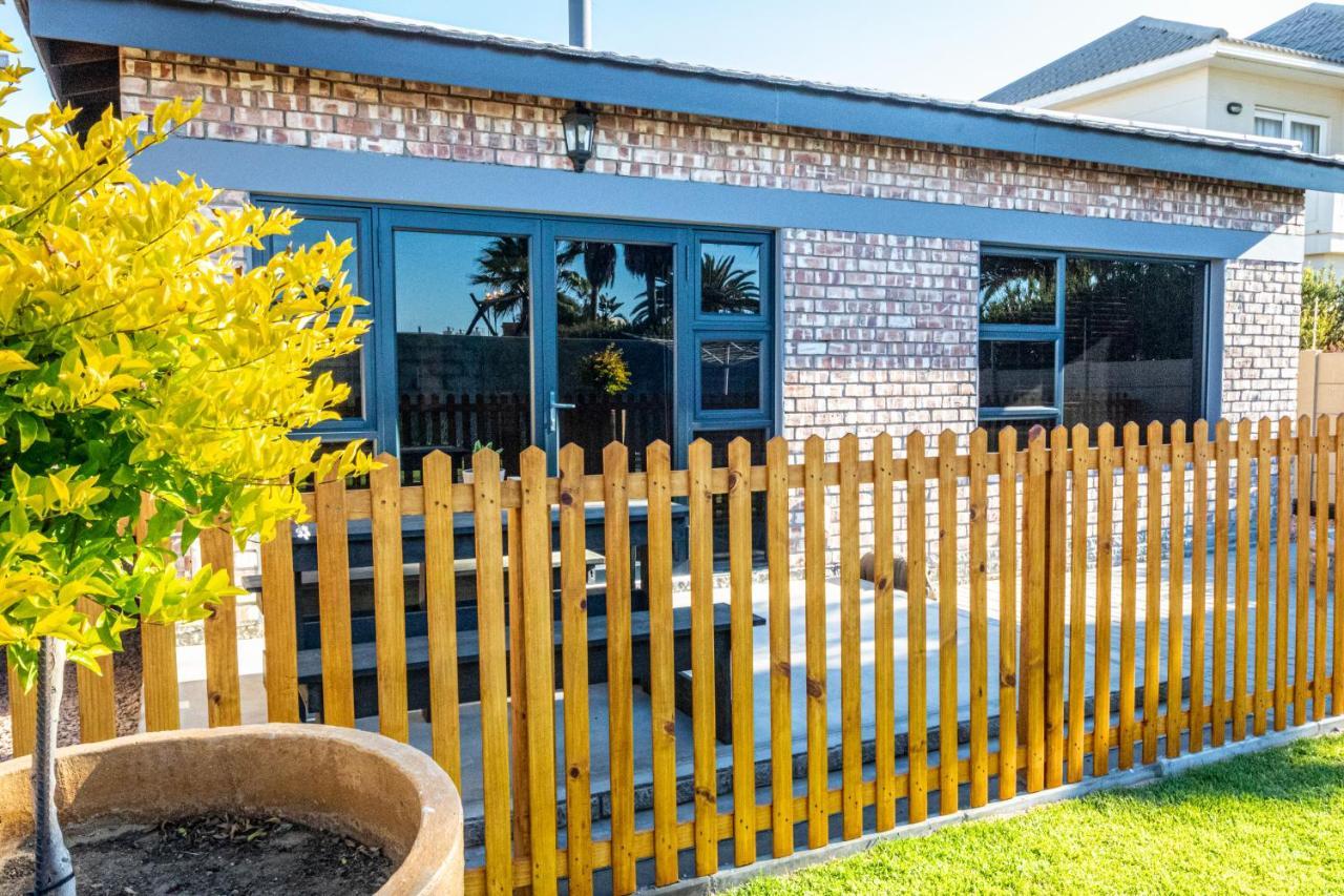 Salty Corner Cottage Swakopmund Exterior photo