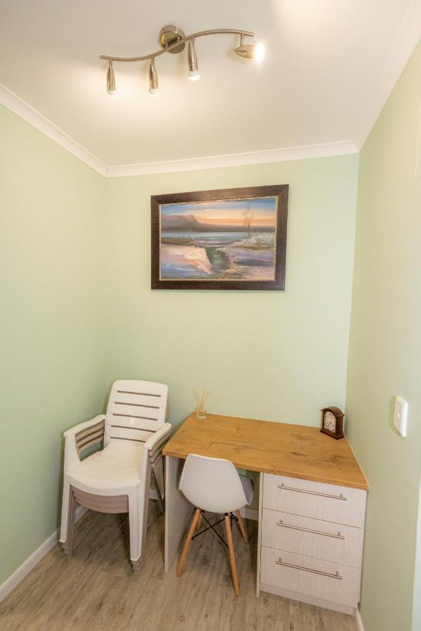 Salty Corner Cottage Swakopmund Exterior photo